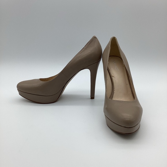 1786. Nine West Taupe Platform Pump EUC Size 8.5 - Picture 2 of 13